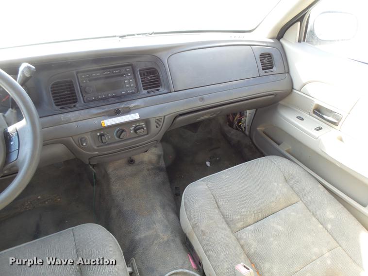 image for item DC3759 2008 Ford Crown Victoria Police Interceptor
