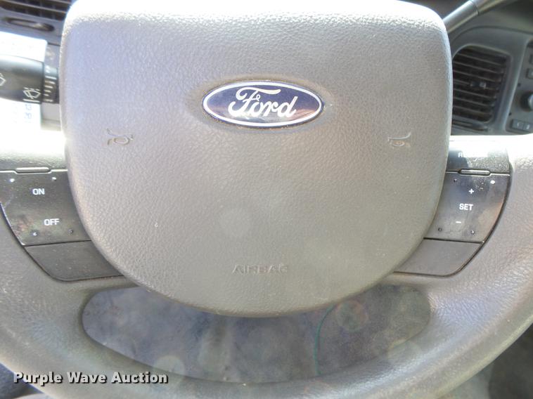 image for item DC3759 2008 Ford Crown Victoria Police Interceptor