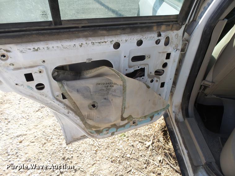 image for item DC3759 2008 Ford Crown Victoria Police Interceptor