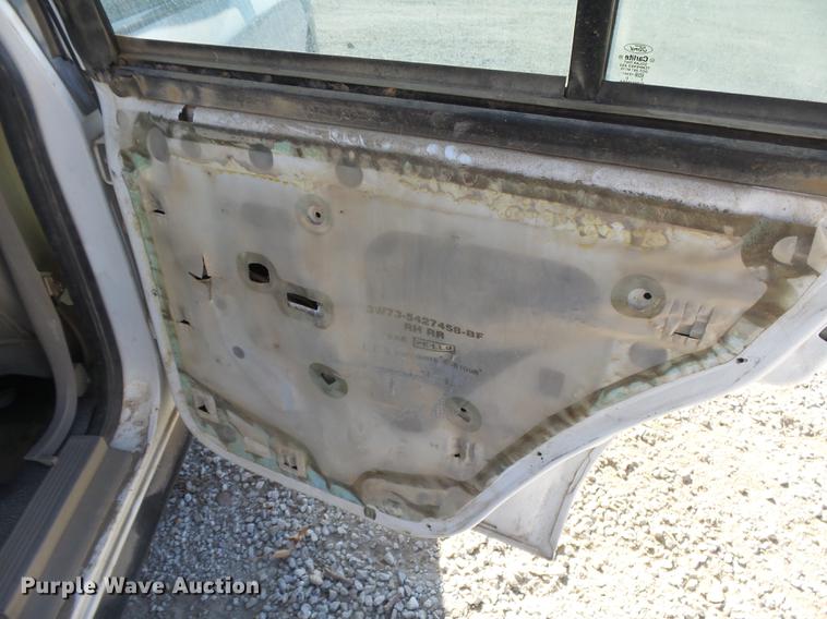 image for item DC3759 2008 Ford Crown Victoria Police Interceptor