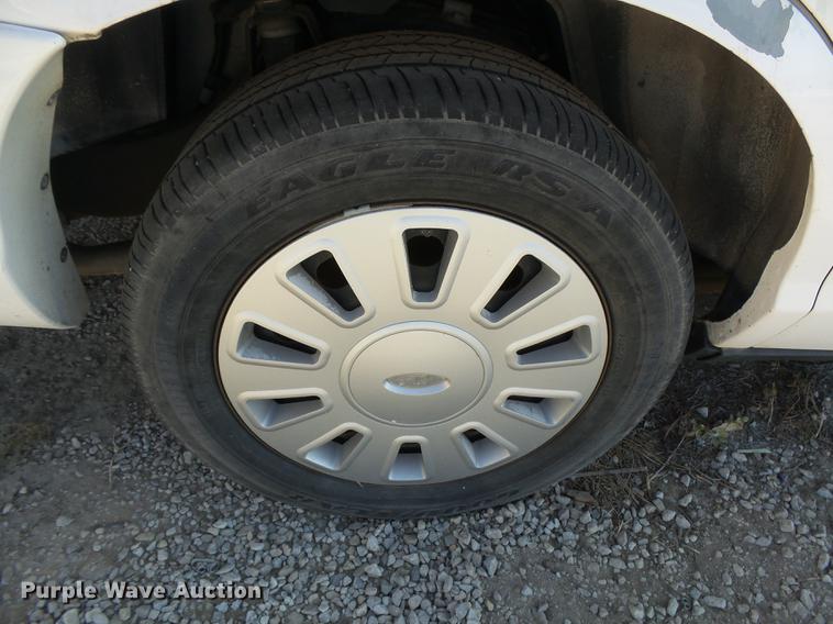 image for item DC3759 2008 Ford Crown Victoria Police Interceptor