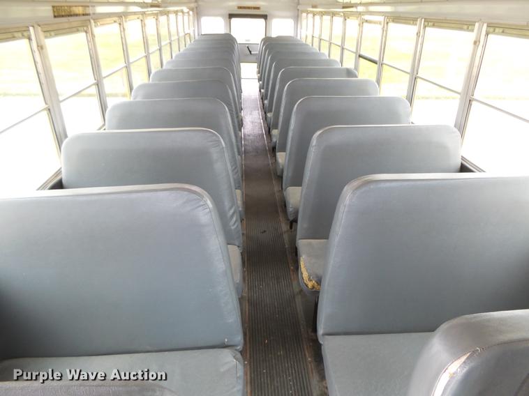 image for item DC3762 1997 International 3800 school bus