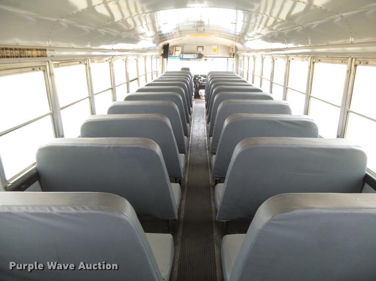 image for item DC3762 1997 International 3800 school bus