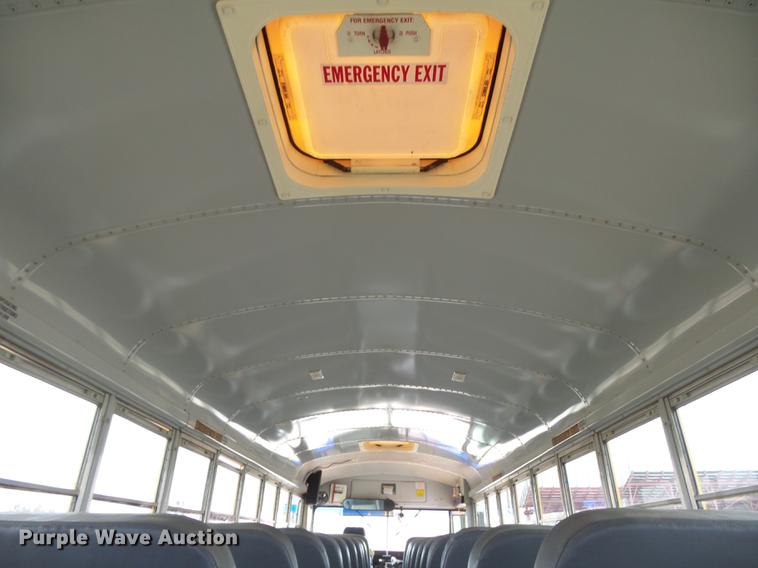 image for item DC3762 1997 International 3800 school bus