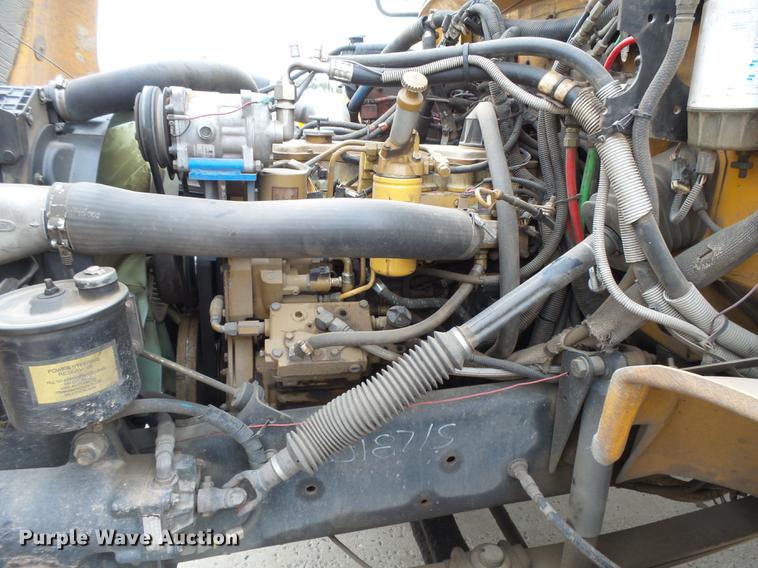 image for item DC3763 2001 Freightliner FS65 Thomas Built school bus