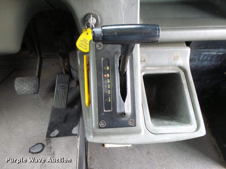 image for item DC3763 2001 Freightliner FS65 Thomas Built school bus