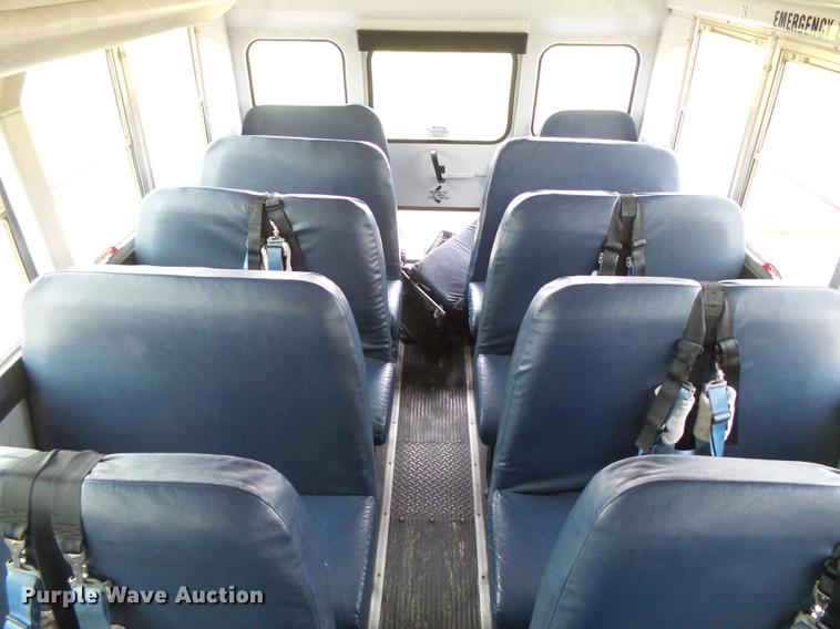 image for item DC3763 2001 Freightliner FS65 Thomas Built school bus