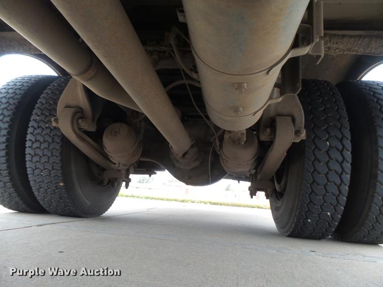 image for item DC3763 2001 Freightliner FS65 Thomas Built school bus