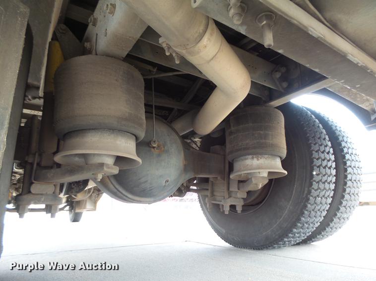 image for item DC3763 2001 Freightliner FS65 Thomas Built school bus