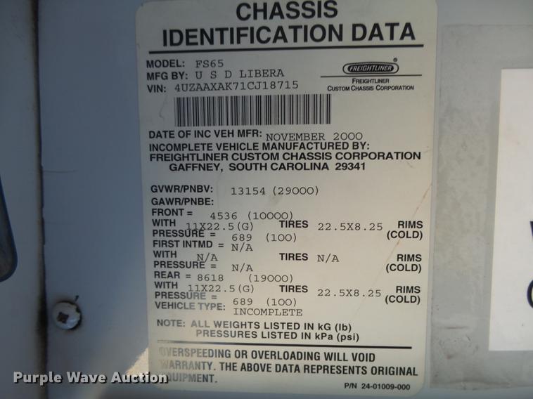 image for item DC3763 2001 Freightliner FS65 Thomas Built school bus