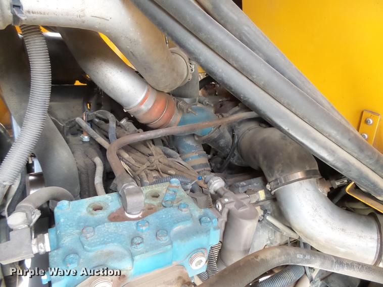 image for item DC3764 1999 International Am Tran school bus