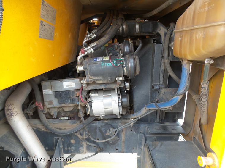 image for item DC3764 1999 International Am Tran school bus