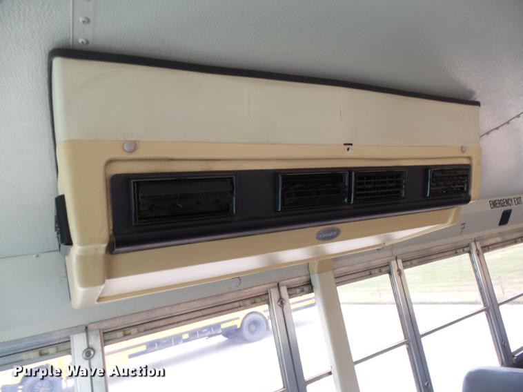 image for item DC3764 1999 International Am Tran school bus