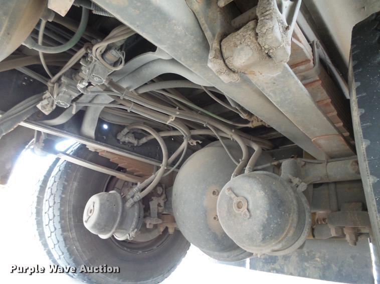 image for item DC3764 1999 International Am Tran school bus