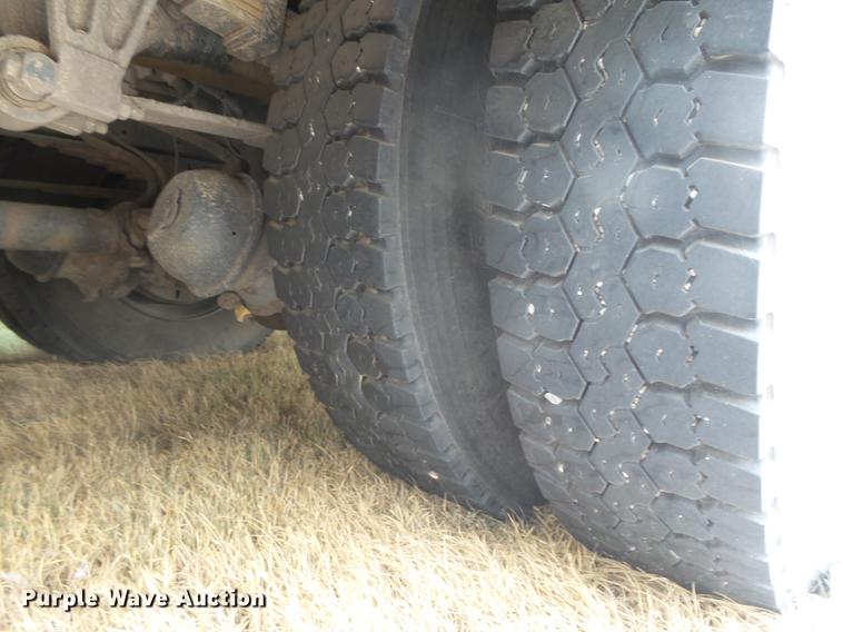 image for item DC3770 2002 Blue Bird TC2000 school bus