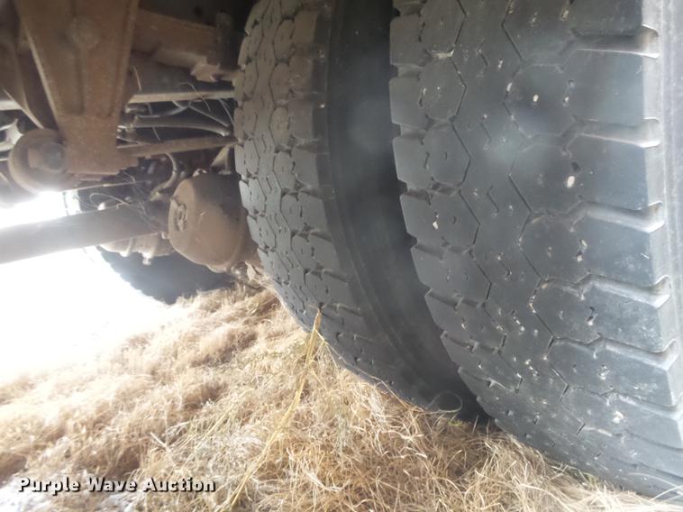 image for item DC3772 2002 Blue Bird TC2000 school bus