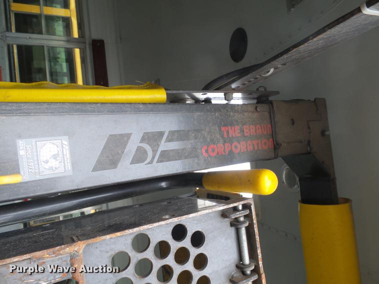 image for item DC3772 2002 Blue Bird TC2000 school bus