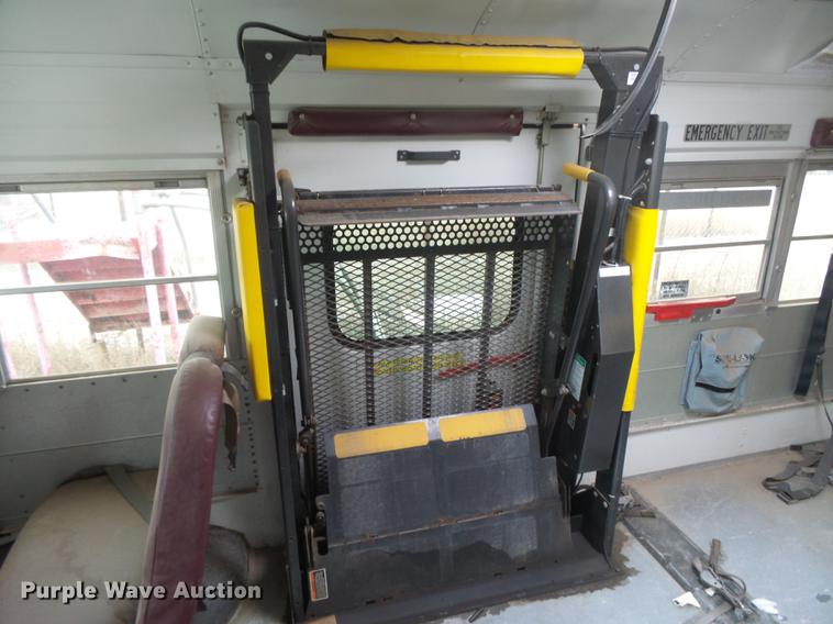 image for item DC3772 2002 Blue Bird TC2000 school bus