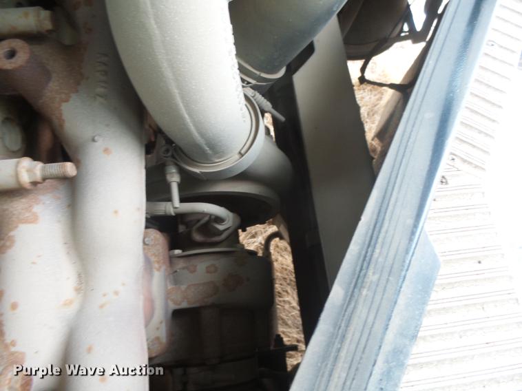 image for item DC3772 2002 Blue Bird TC2000 school bus