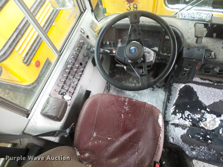 image for item DC3773 2000 Blue Bird All American school bus