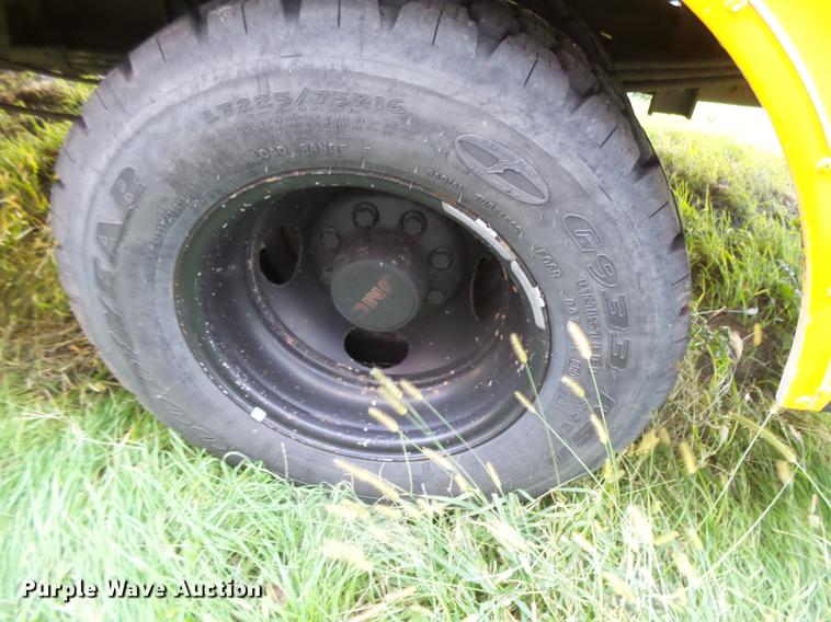 image for item DC3779 2001 GMC Savana G3500 Cargo Thomas school bus