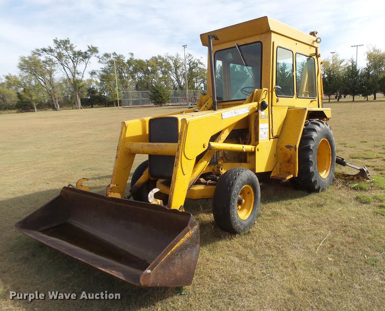 image for item DC3781 1980 John Deere 310A backhoe