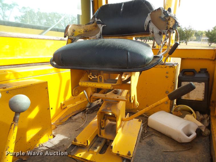 image for item DC3781 1980 John Deere 310A backhoe