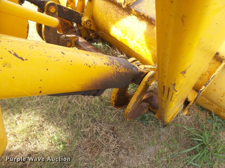 image for item DC3781 1980 John Deere 310A backhoe