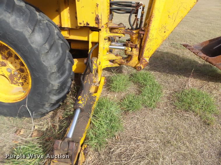 image for item DC3781 1980 John Deere 310A backhoe