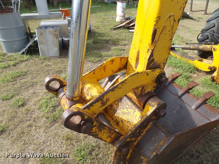 image for item DC3781 1980 John Deere 310A backhoe