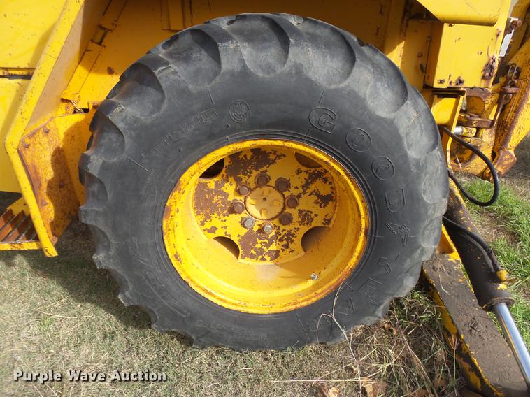 image for item DC3781 1980 John Deere 310A backhoe