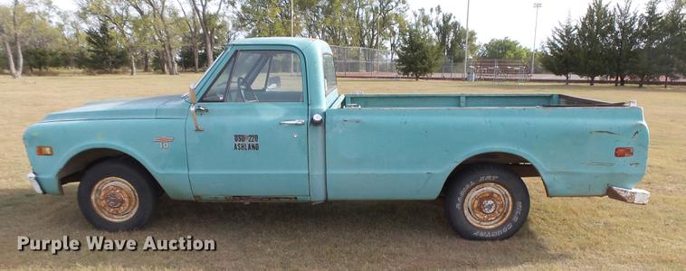 image for item DC3782 1968 Chevrolet 10 pickup truck