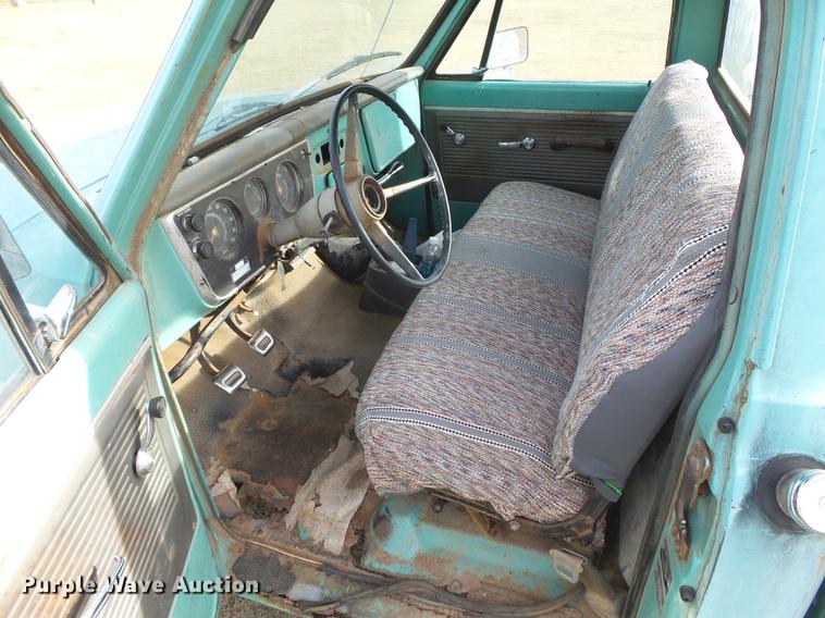 image for item DC3782 1968 Chevrolet 10 pickup truck