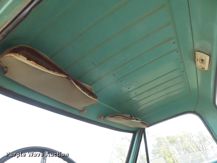 image for item DC3782 1968 Chevrolet 10 pickup truck