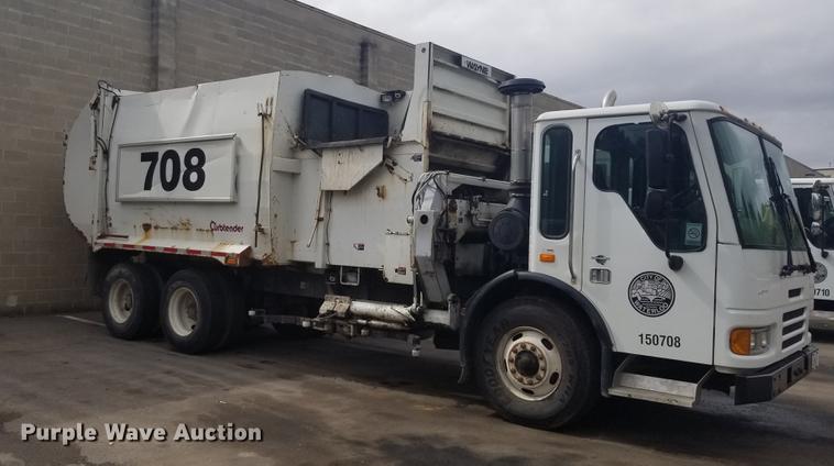 image for item DC4752 2007 American Lafrance Condor refuse truck