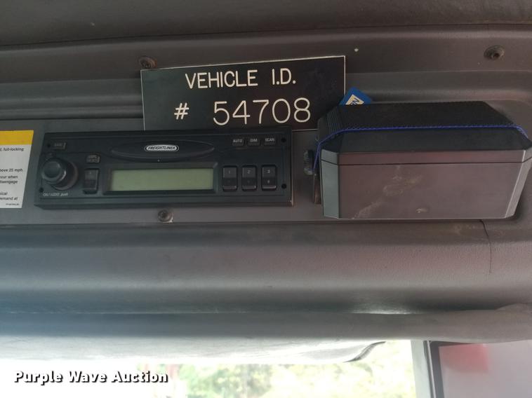 image for item DC4752 2007 American Lafrance Condor refuse truck