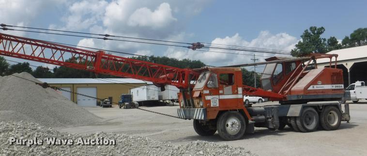 image for item DC5443 1976 Bantam T-350A truck crane