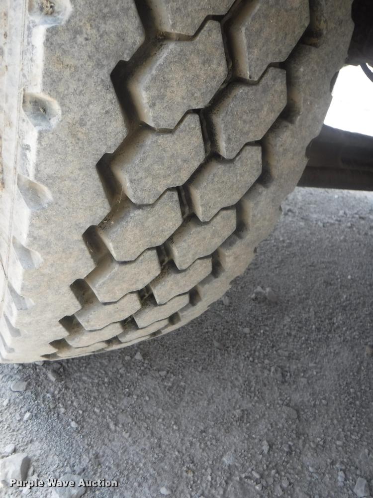 image for item DC5443 1976 Bantam T-350A truck crane