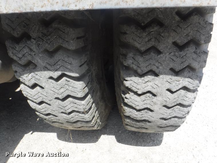 image for item DC5443 1976 Bantam T-350A truck crane