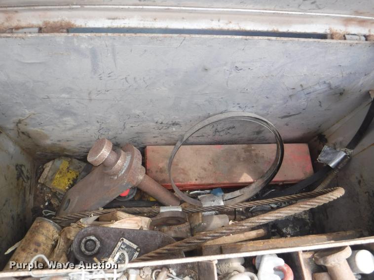 image for item DC5443 1976 Bantam T-350A truck crane