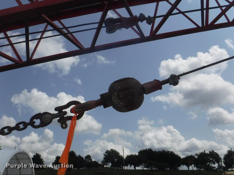 image for item DC5443 1976 Bantam T-350A truck crane