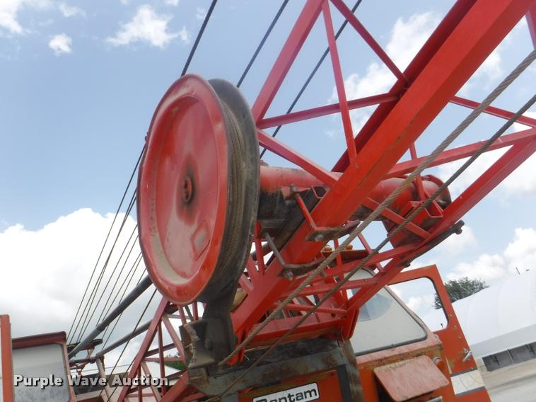 image for item DC5443 1976 Bantam T-350A truck crane