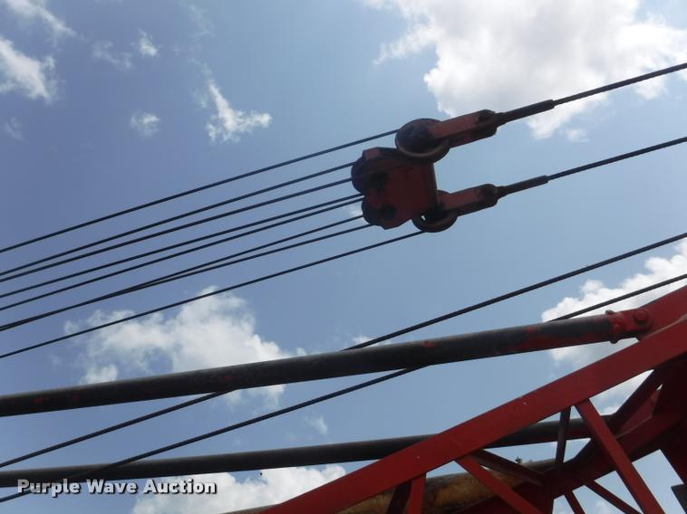 image for item DC5443 1976 Bantam T-350A truck crane