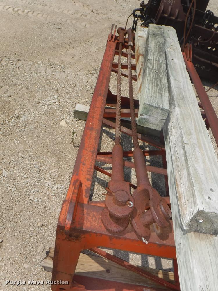 image for item DC5443 1976 Bantam T-350A truck crane