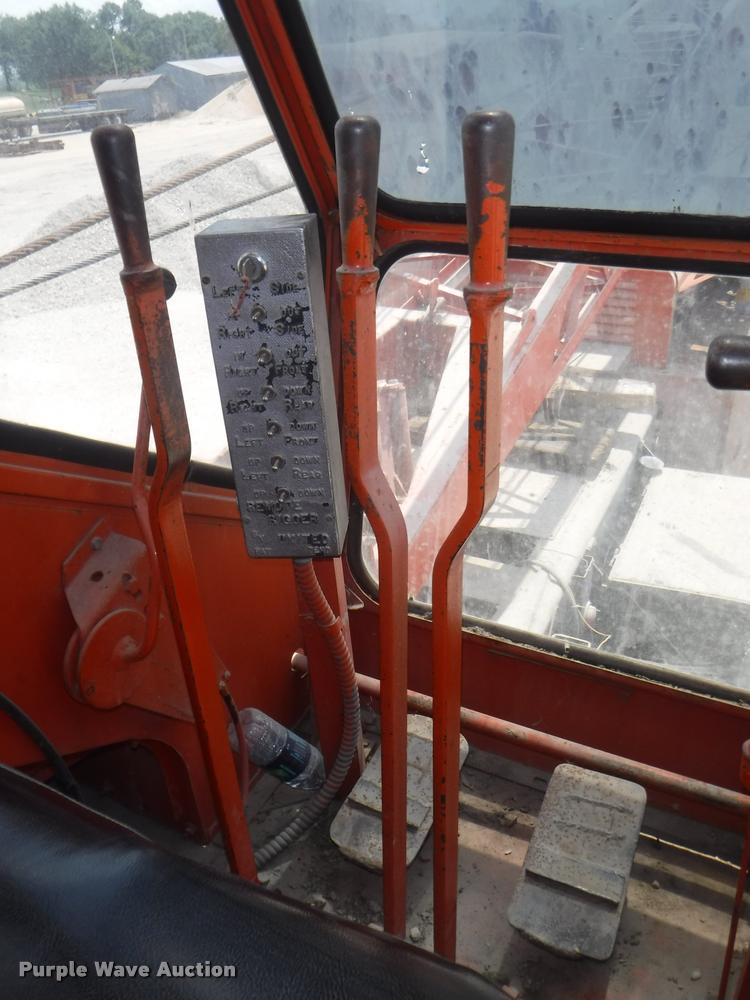 image for item DC5443 1976 Bantam T-350A truck crane