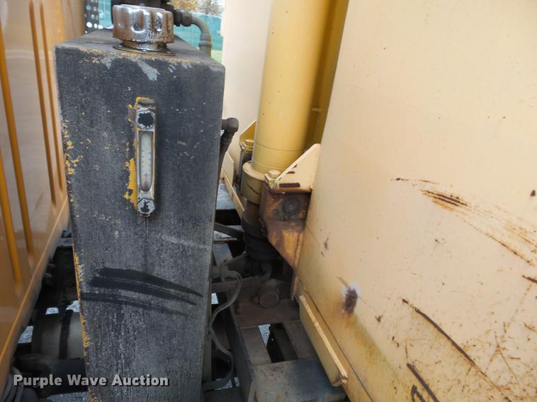 image for item DC6776 2000 International 4900 dump truck