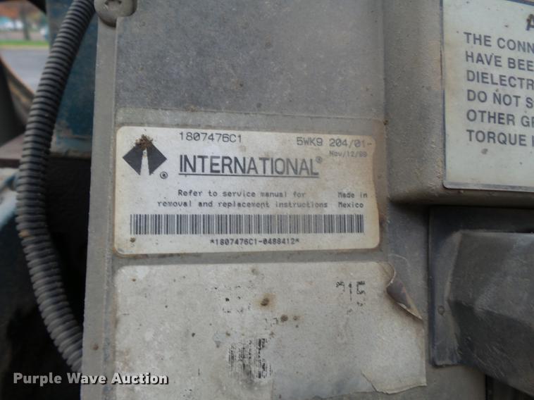 image for item DC6776 2000 International 4900 dump truck