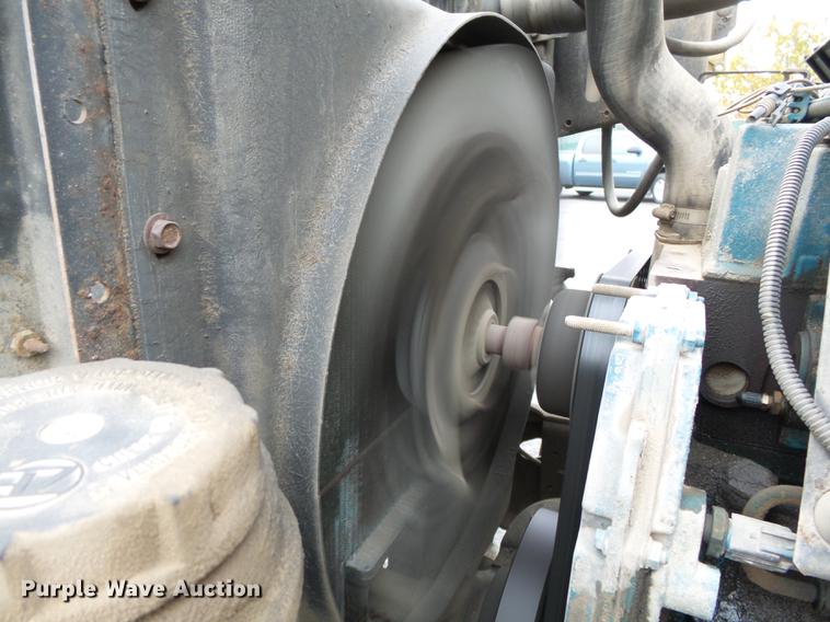 image for item DC6776 2000 International 4900 dump truck