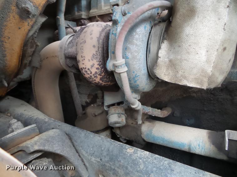 image for item DC6776 2000 International 4900 dump truck