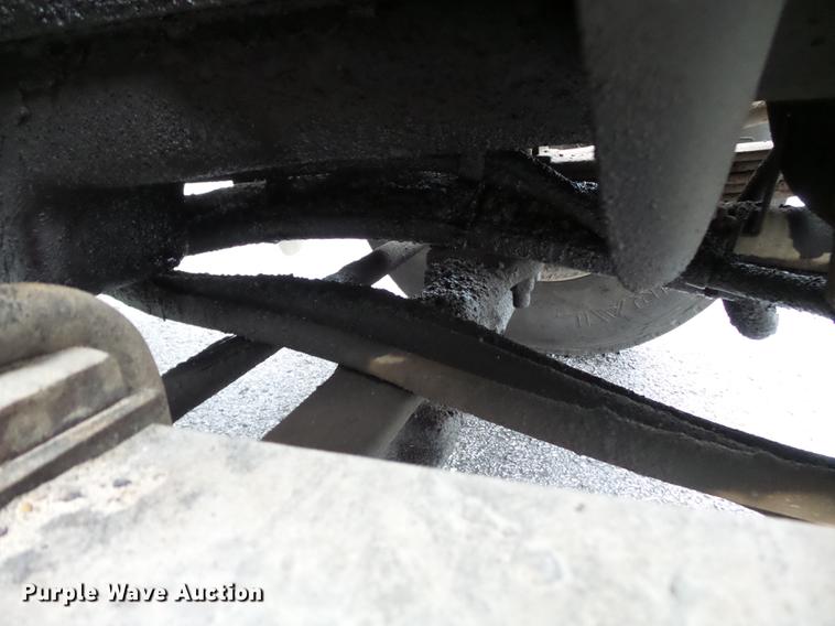 image for item DC6776 2000 International 4900 dump truck